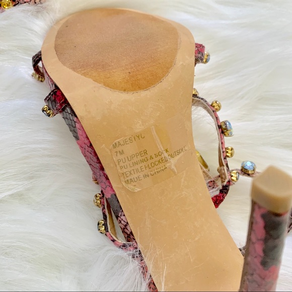 ｓｔｅｖｅ  ｍａｄｄｅｎ  ｍａｊｅｓｔｉｃ  ｄｒｅｓｓ  ｓａｎｄａｌｓ - Picture 4 of 6